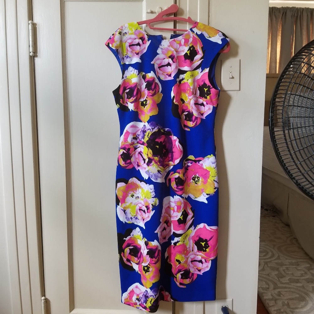 Tahari floral scuba Cocktail Dress